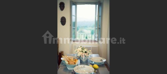 Квартира с 2 спальнями в Монтериджони, Италия № 136351 5