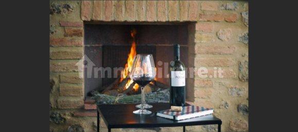 Квартира с 2 спальнями в Монтериджони, Италия № 136351 2