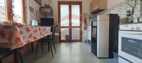 5 rooms Apartment in Borgo Chiese, Italy No. 114113 7