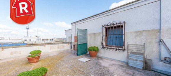 2 bedrooms Penthouse in Lecce, Italy No. 137948 17