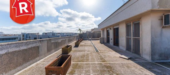 2 bedrooms Penthouse in Lecce, Italy No. 137948 29