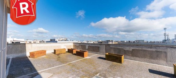 2 bedrooms Penthouse in Lecce, Italy No. 137948 27