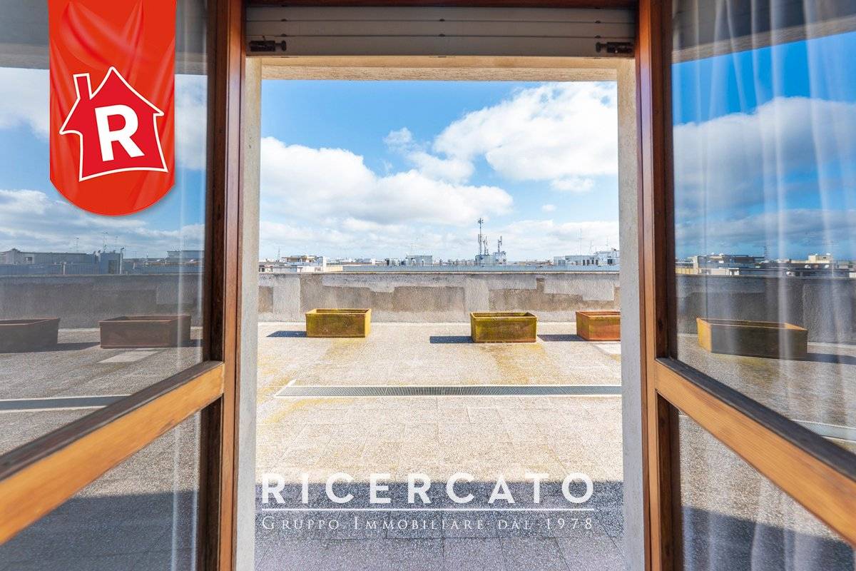 2 bedrooms Penthouse in Lecce, Italy No. 137948