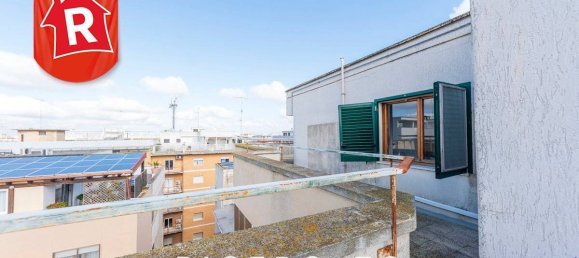 2 bedrooms Penthouse in Lecce, Italy No. 137948 18