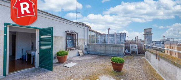 2 bedrooms Penthouse in Lecce, Italy No. 137948 16