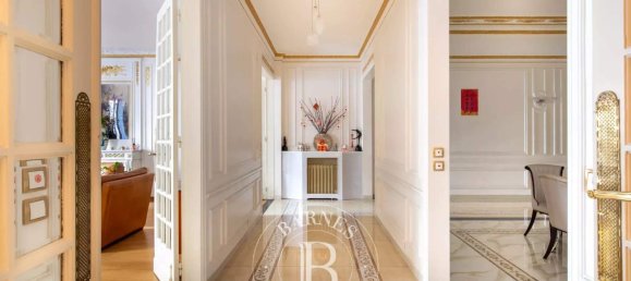 Квартира с 3 спальнями в Париж, Франция № 184757 11