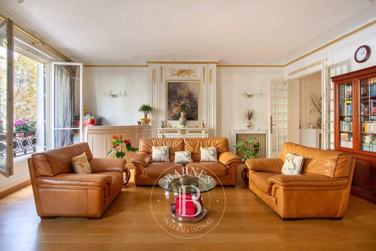 Квартира с 3 спальнями в Париж, Франция № 184757