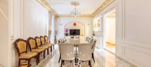 Квартира с 3 спальнями в Париж, Франция № 184757 6