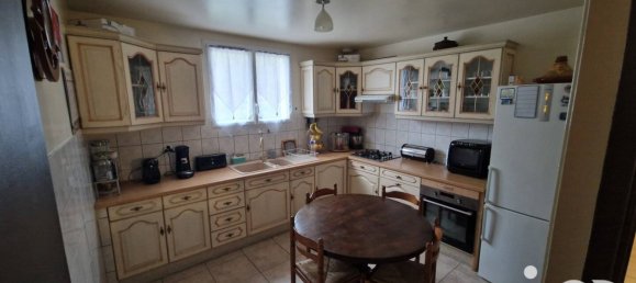 7 bedrooms House in Poilly-lez-Gien, France No. 233513 3