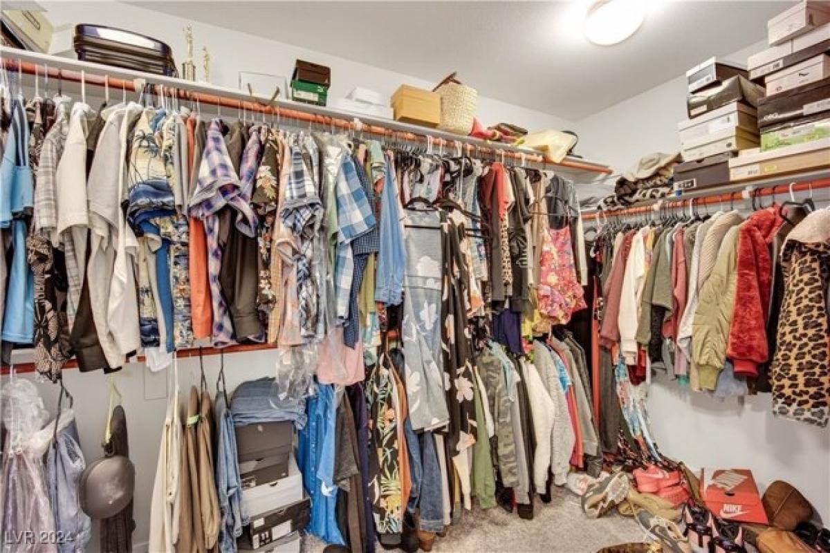 4 bedrooms House in North Las Vegas, USA No. 408656