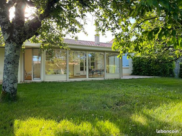 2 bedrooms House in Niort, France No. 311026