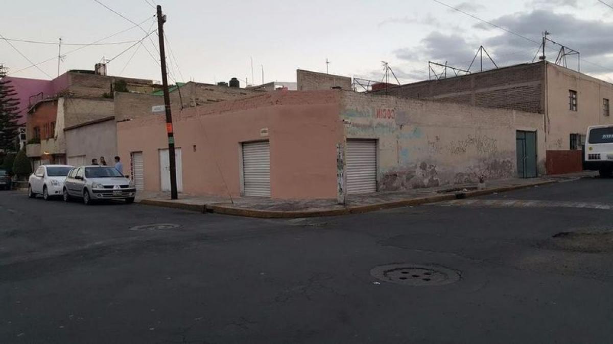 Terreno en Ciudad Nezahualcóyotl, Mexico No. 202804