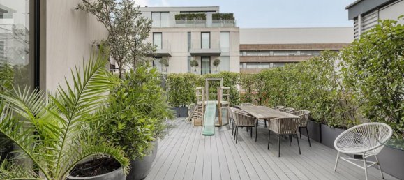 4 bedrooms Apartment in London, United Kingdom No. 13199 10