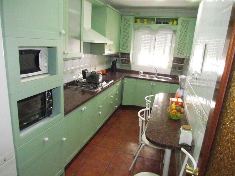 Квартира с 4 спальнями в Кордова, Испания № 226895