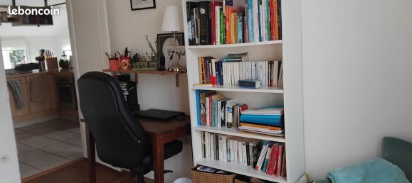 Moradia em banda T2 em Laval, France N.º 98937 6