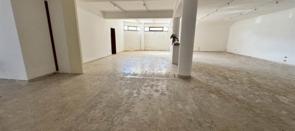 329-Zimmer Gewerbliche Immobilie in Custonaci, Italy, Nr. 299431 10