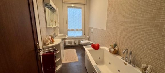 Apartamento de 6 habitaciónes en Bassano del Grappa, Italy No. 159312 6