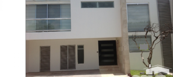 Casa de 3 dormitorios en Puebla, Mexico No. 149704 2