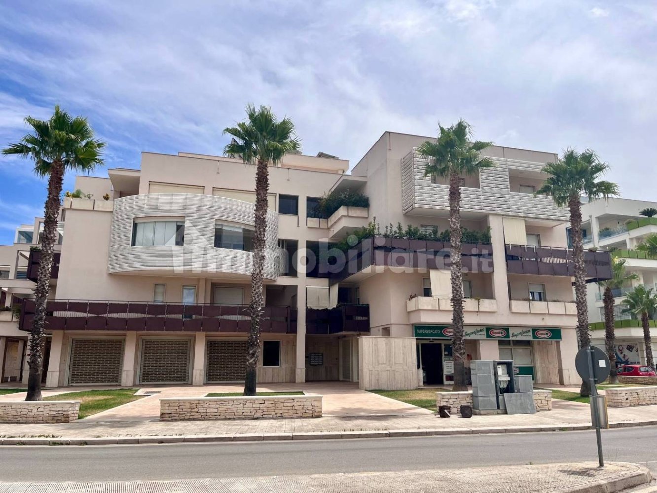 Квартира с 2 спальнями в Битетто, Италия № 266124