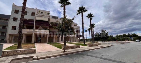 Квартира с 2 спальнями в Битетто, Италия № 266124 15