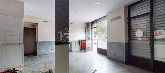 1 room Commercial property in Turin, Italy No. 322042 3