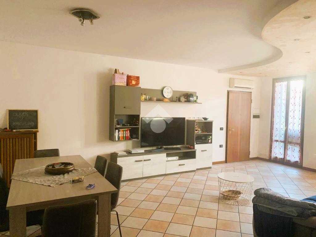 Apartamento T2 em Castel Goffredo, Italy N.º 371456