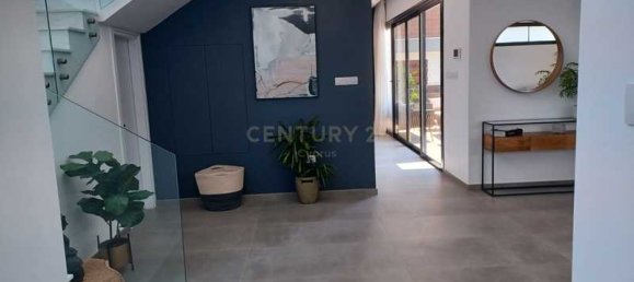 5 bedrooms Villa in Agios Athanasios, Cyprus No. 18934 2