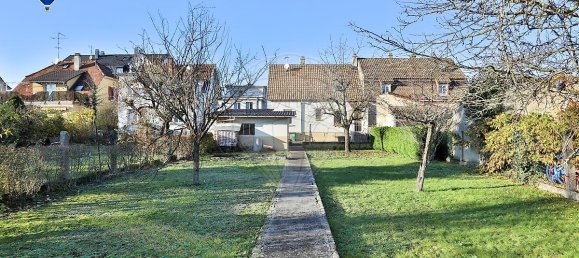 Casa de 3 dormitorios en Saint-Louis, France No. 54721 5