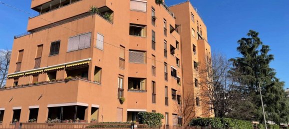 3-salle Appartement à Brugherio, Italy No. 36855 37