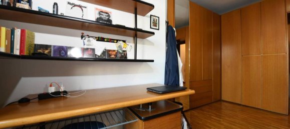 3-salle Appartement à Brugherio, Italy No. 36855 19