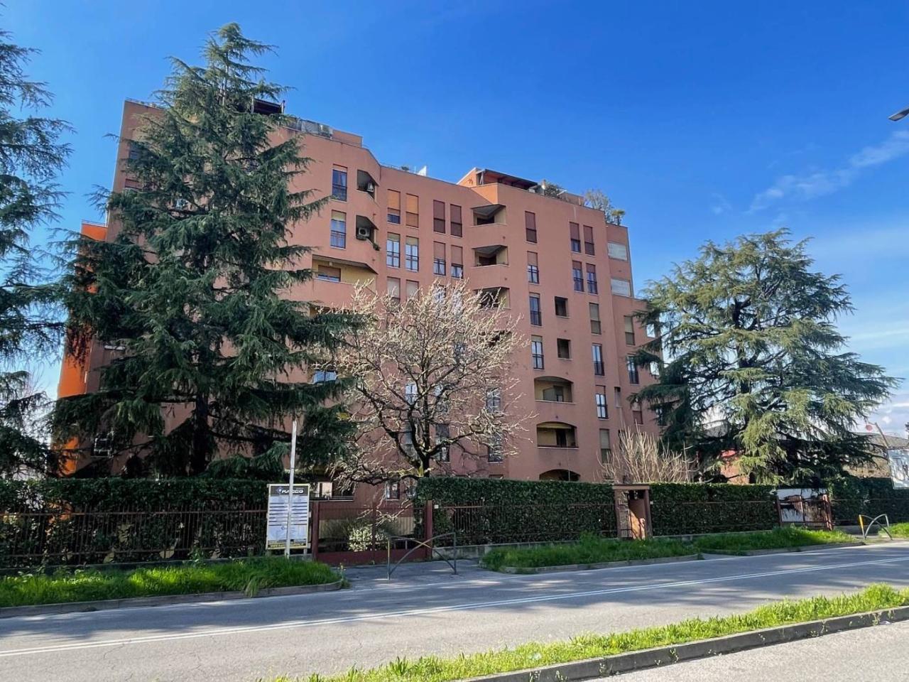 3-salle Appartement à Brugherio, Italy No. 36855