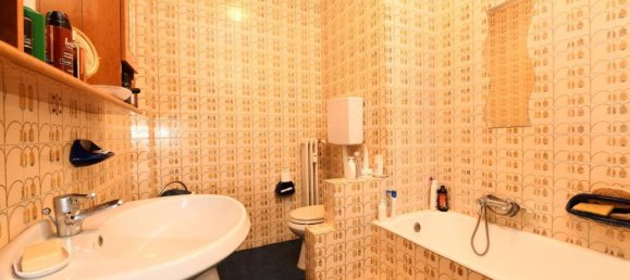 3-salle Appartement à Brugherio, Italy No. 36855 24