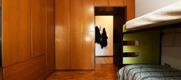 3-salle Appartement à Brugherio, Italy No. 36855 21