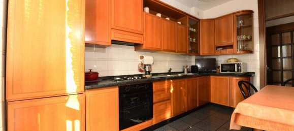 3-salle Appartement à Brugherio, Italy No. 36855 49