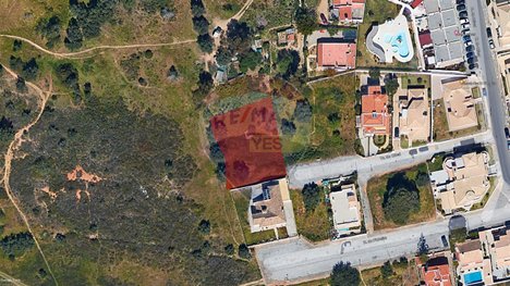 810m² Land in Portimao, Portugal No. 40343