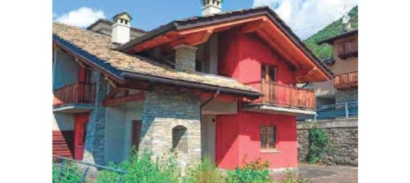 5 rooms Apartment in Quart, Italy No. 310672 2