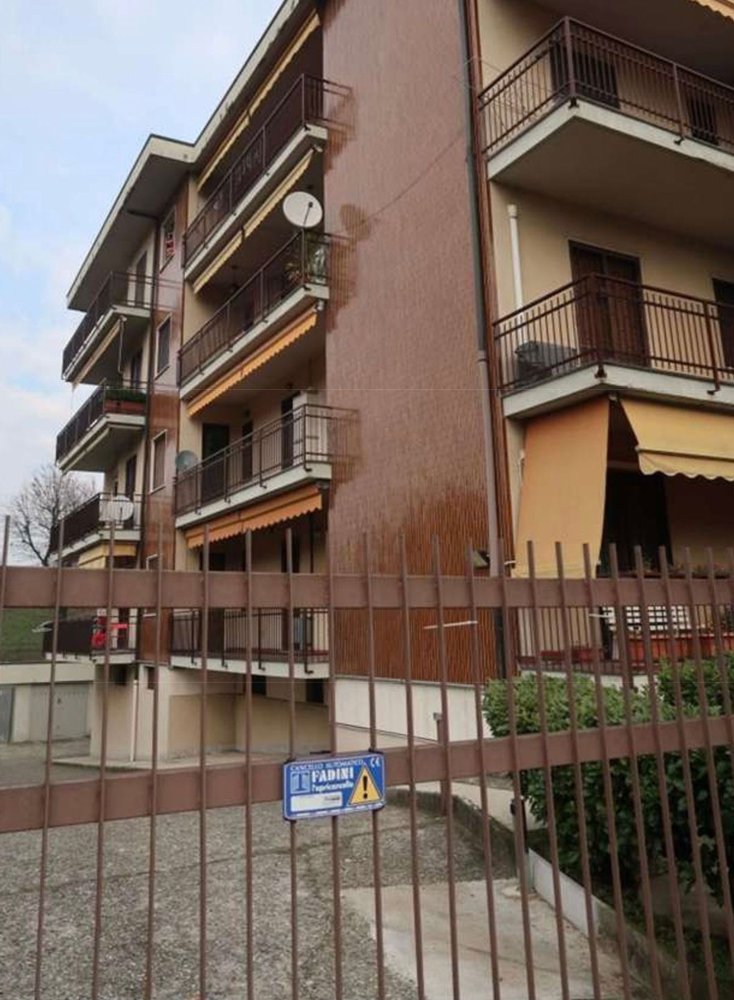 4 rooms Apartment in Cassina de' Pecchi, Italy No. 149874