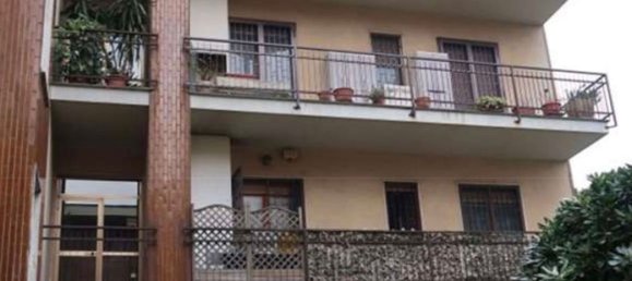 4 rooms Apartment in Cassina de' Pecchi, Italy No. 149874 2