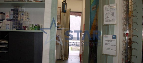 Коммерческая недвижимость с 2 комнатами в Чинизелло Бальсамо, Италия № 184131 13