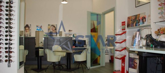 Коммерческая недвижимость с 2 комнатами в Чинизелло Бальсамо, Италия № 184131 17