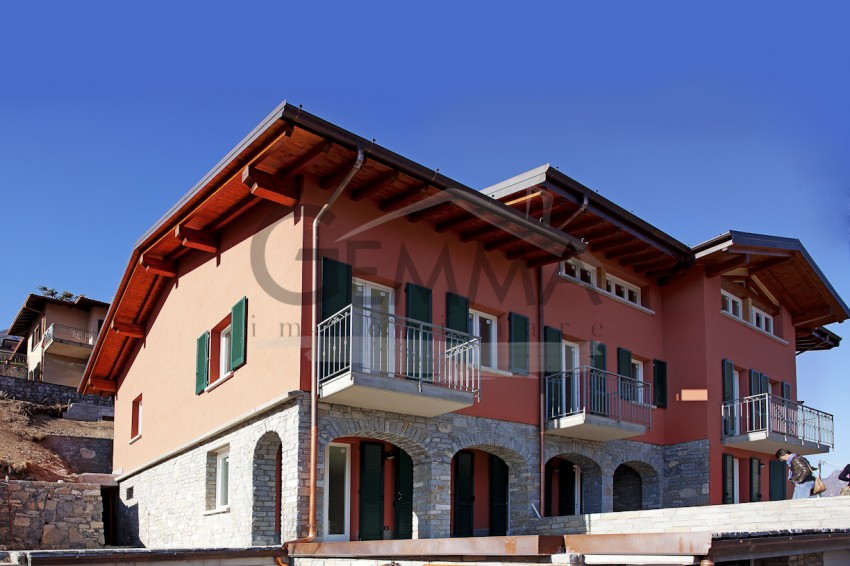 Квартира с 3 спальнями в Менаджо, Италия № 53724