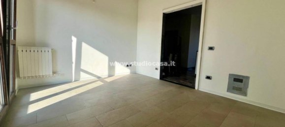2 chambres Appartement à Caravaggio, Italy No. 103360 2