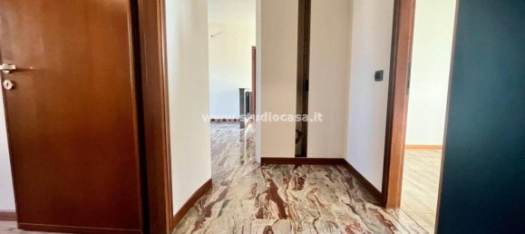 2 chambres Appartement à Caravaggio, Italy No. 103360 18