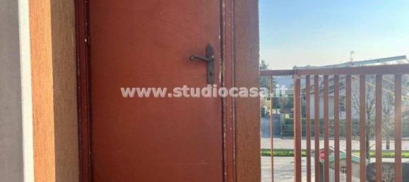 2 chambres Appartement à Caravaggio, Italy No. 103360 22