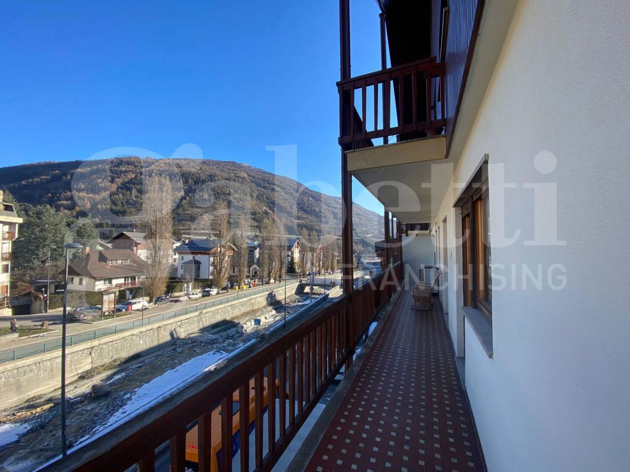 4 rooms Apartment in Bardonecchia, Italy No. 105355