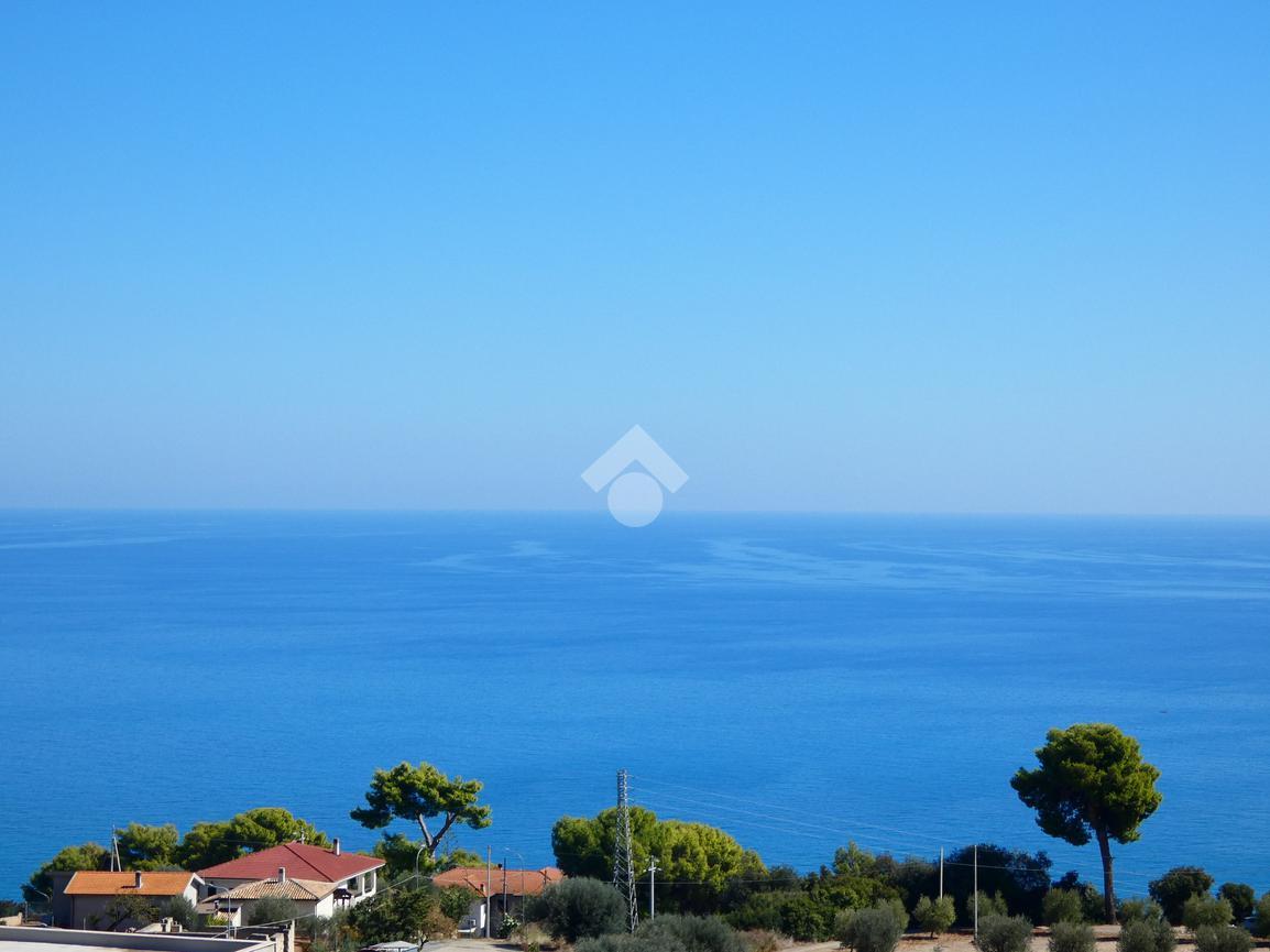 Apartamento de 3 divisões em Montegiordano, Italy N.º 235468