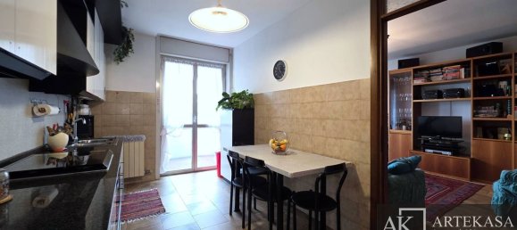 Apartamento T3 em Novara, Italy N.º 379021 11