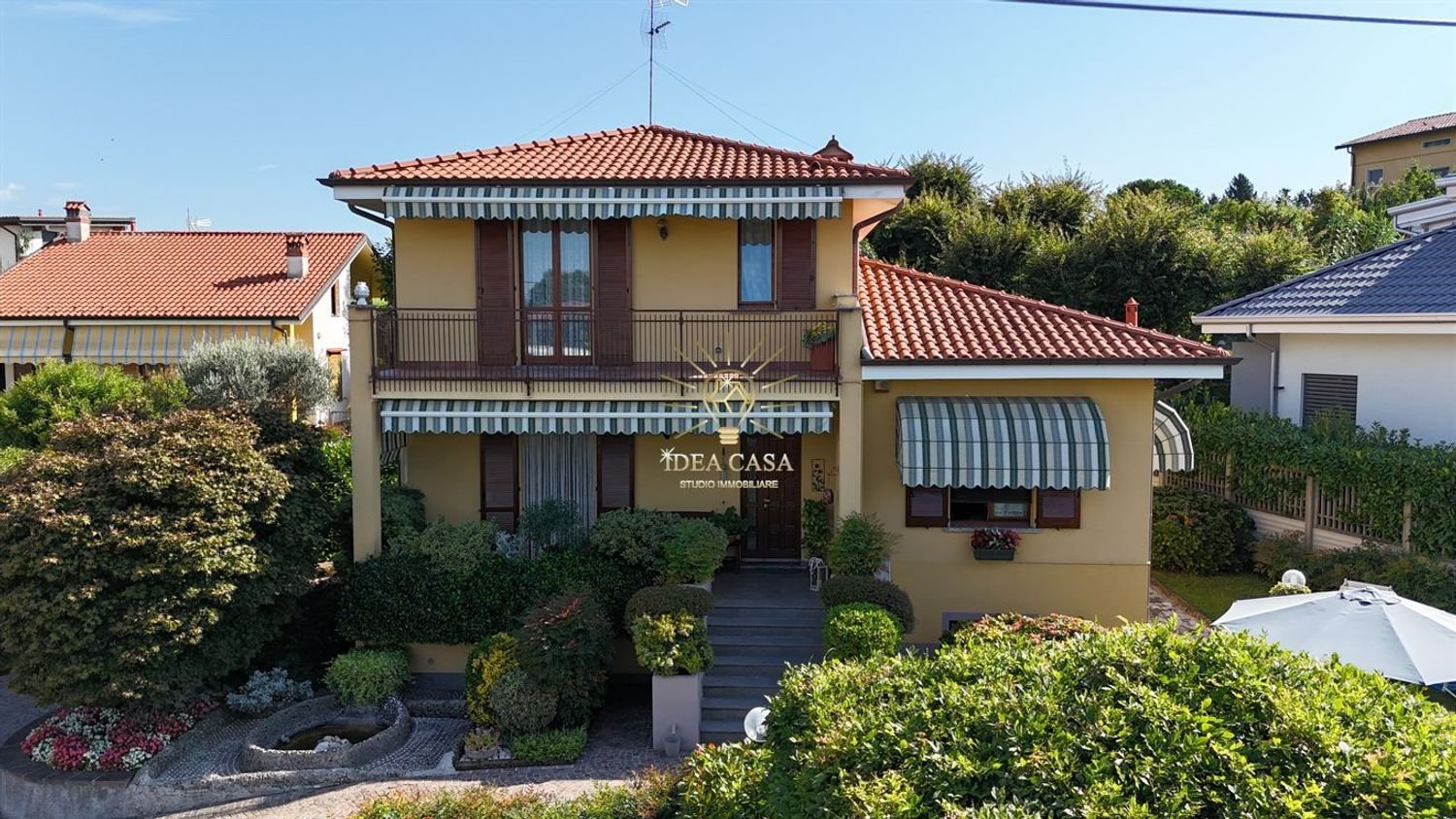 10-salle Villa à Cassago Brianza, Italy No. 336440