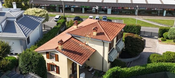 10-salle Villa à Cassago Brianza, Italy No. 336440 8