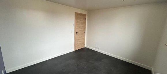 Casa de 3 dormitorios en Chalons-en-Champagne, France No. 315747 4